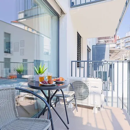 Adamick Place In City Centre With Free Parking Apartman *