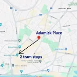 Adamick Place In City Centre With Free Parking アパート