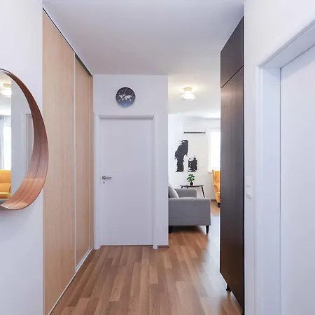 公寓 Adamick Place In City Centre With Free Parking *